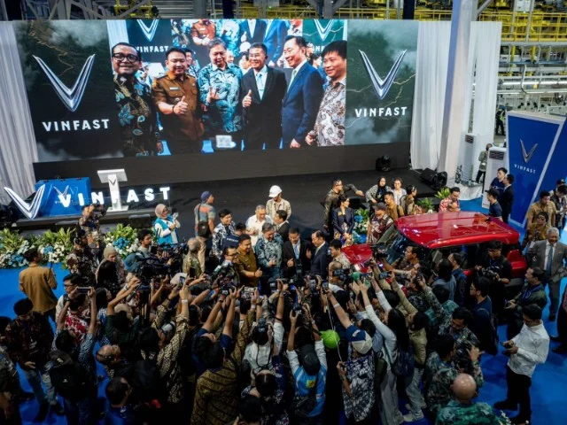 Masa Depan Hijau: Bagaimana Industri Kendaraan Listrik Membuka Jutaan Peluang Kerja Baru