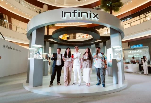 Infinix Resmikan Store 5.0 di Galaxy Mall Surabaya, Lebih dari Sekadar Toko Biasa!
